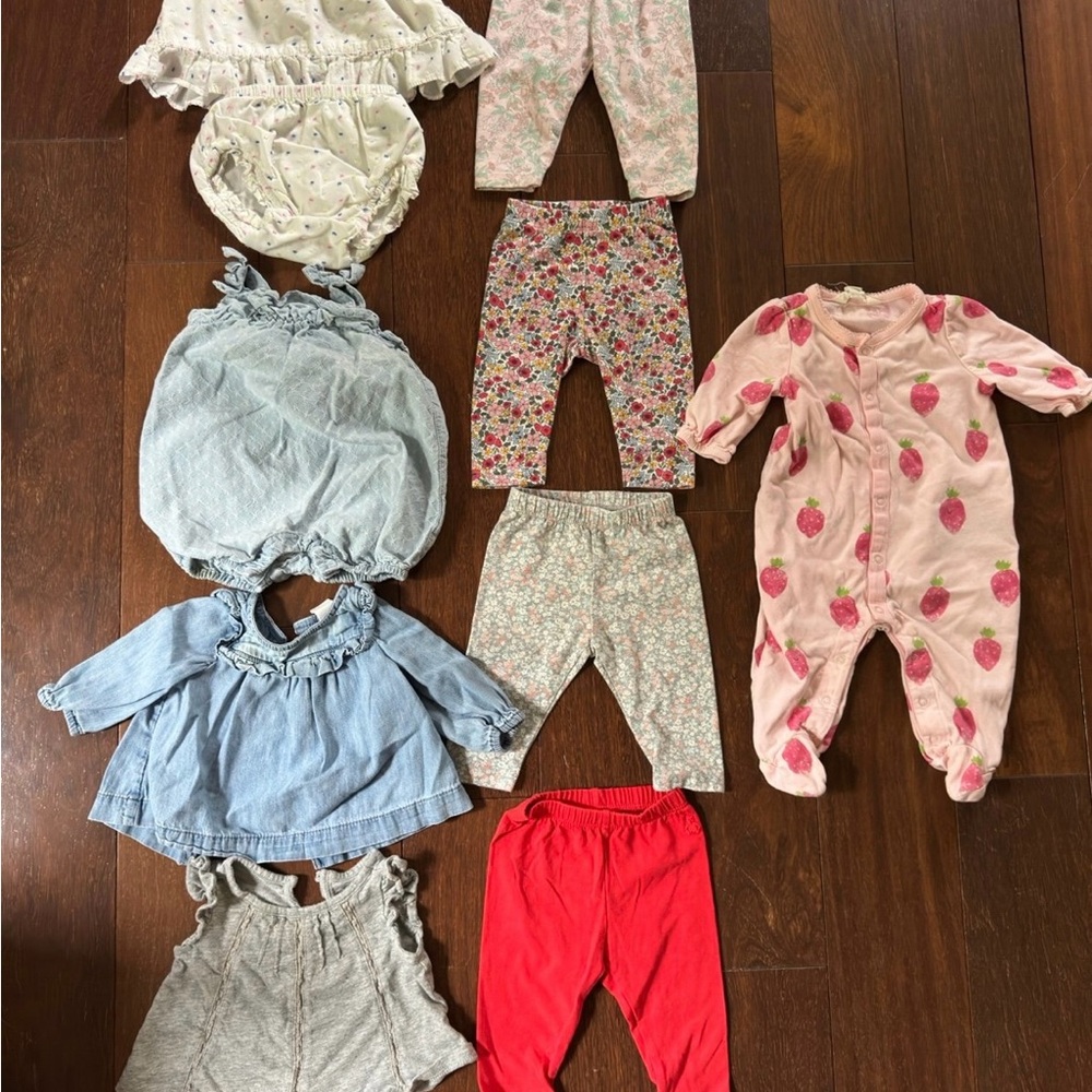 Baby girl Gap bundle